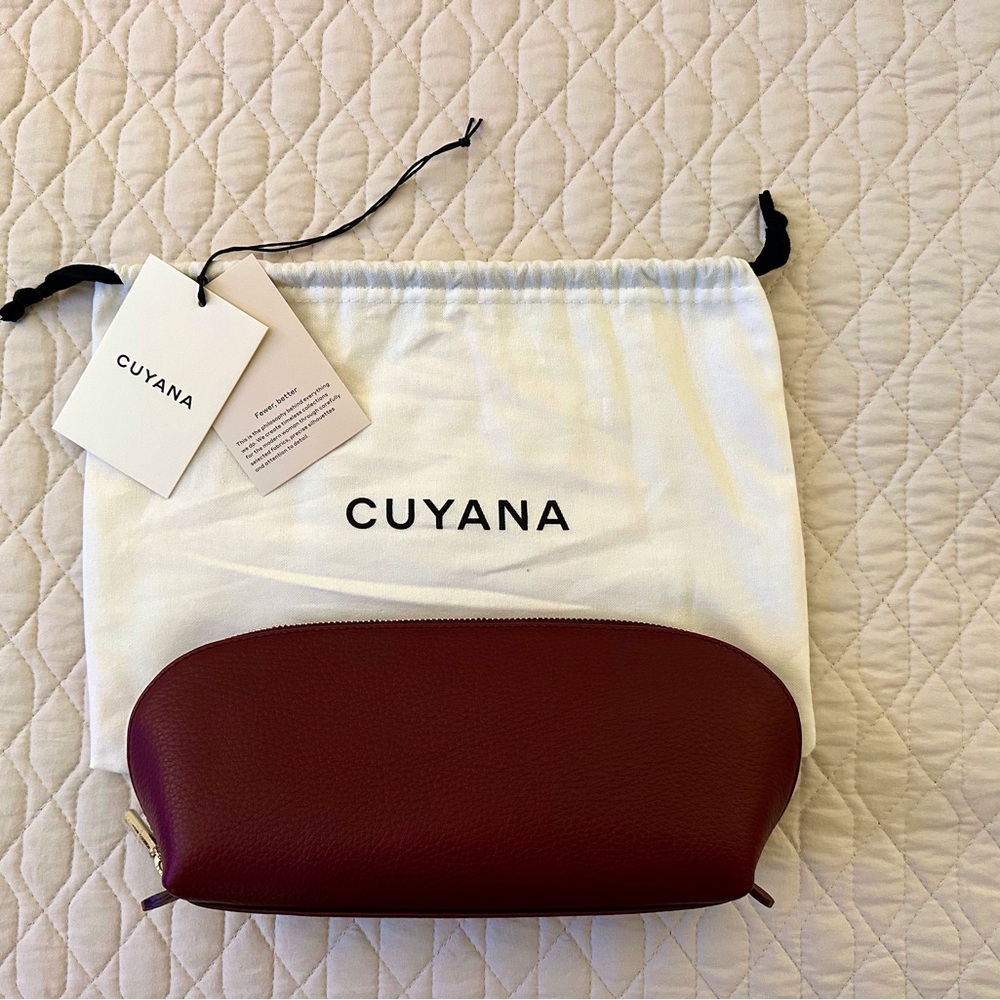 Cuyana Deep Red Leather Cosmetic Case